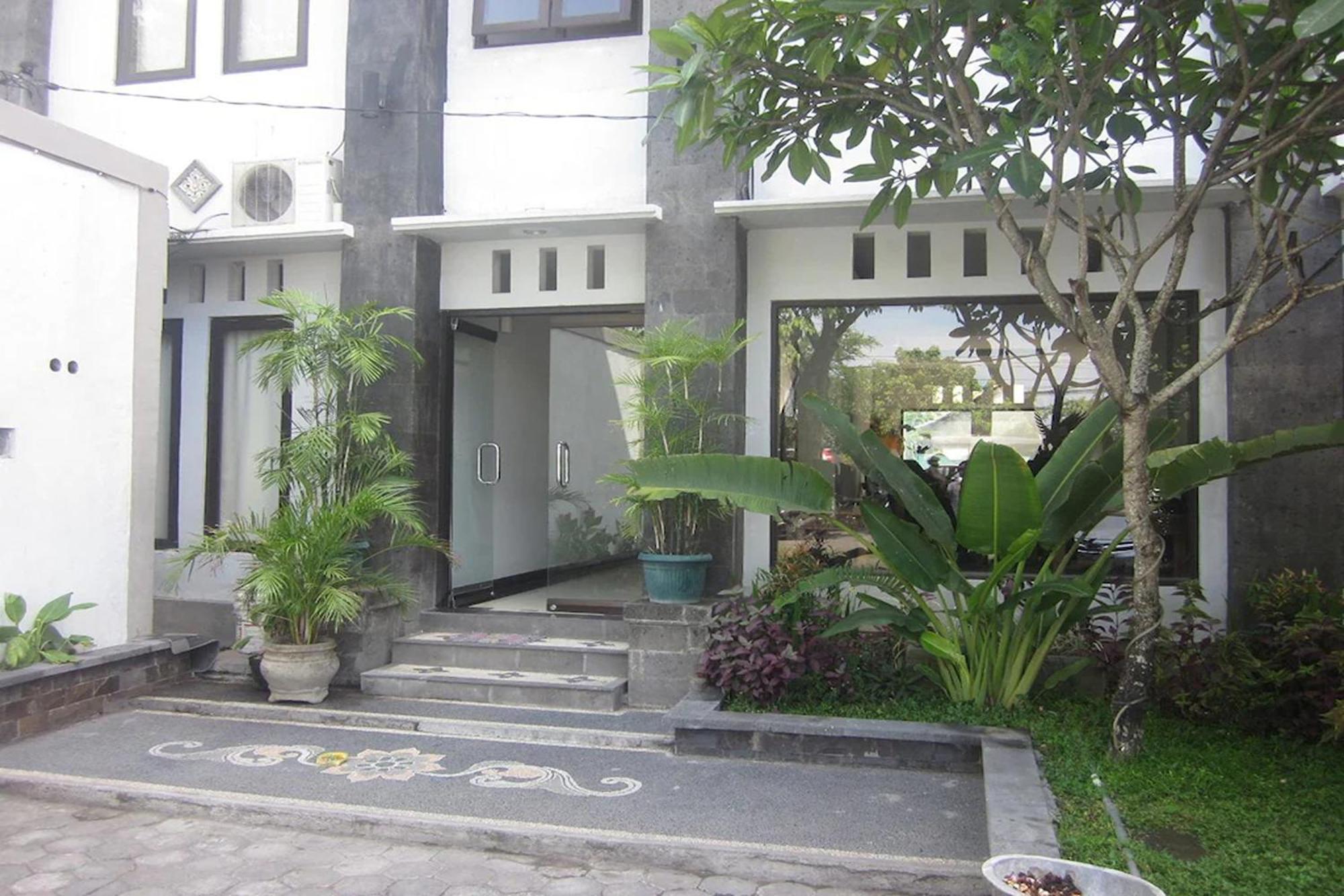 Hotel Warta Dua Denpasar Exteriér fotografie