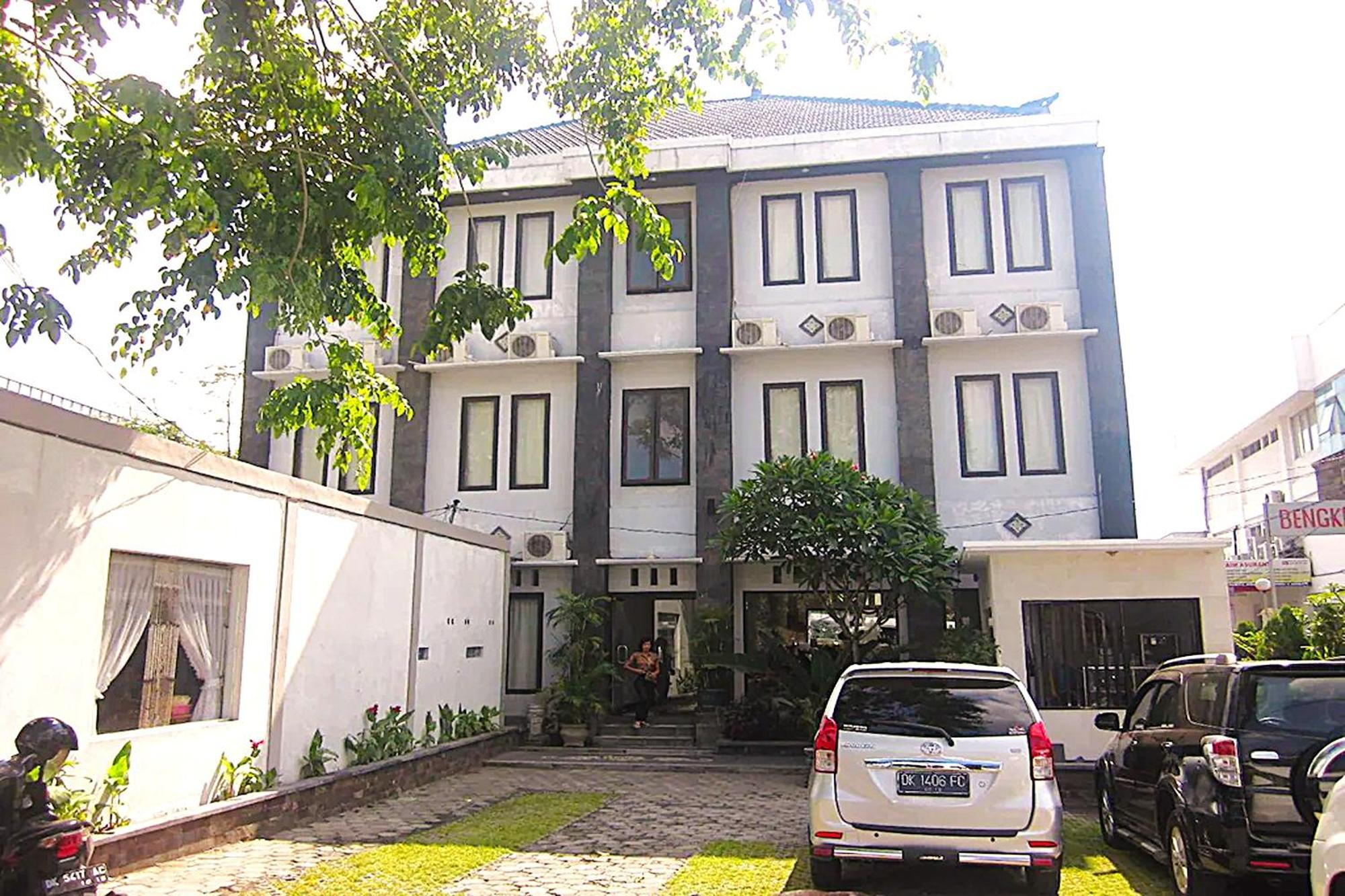 Hotel Warta Dua Denpasar Exteriér fotografie